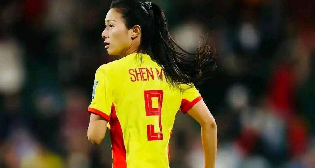 巴西队夺冠路：女足队员挑战国际杯决赛的简单介绍